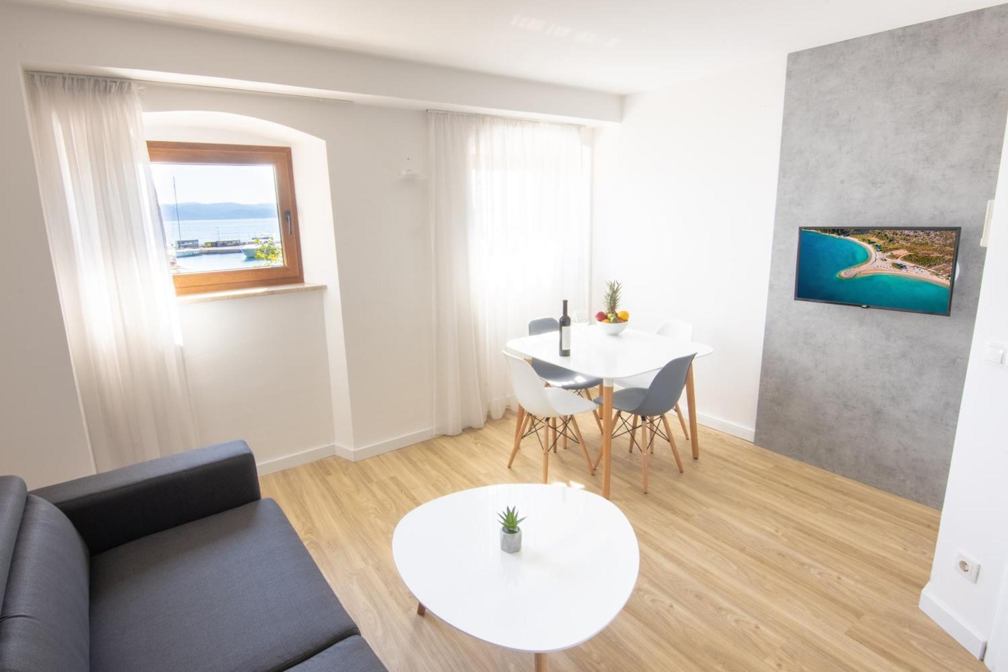 Bed & Breakfast Portun In The Center Baška Voda エクステリア 写真
