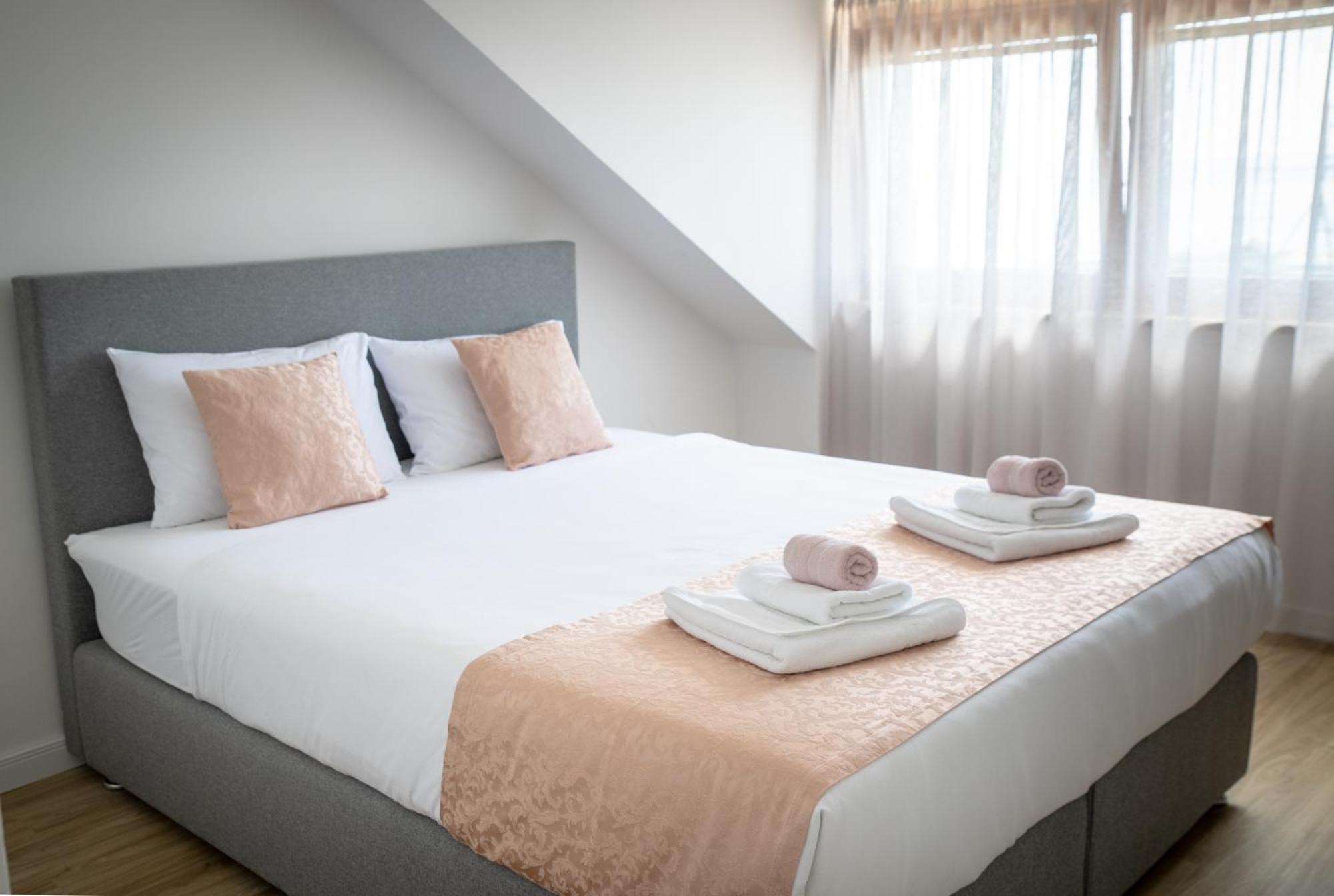 Bed & Breakfast Portun In The Center Baška Voda エクステリア 写真