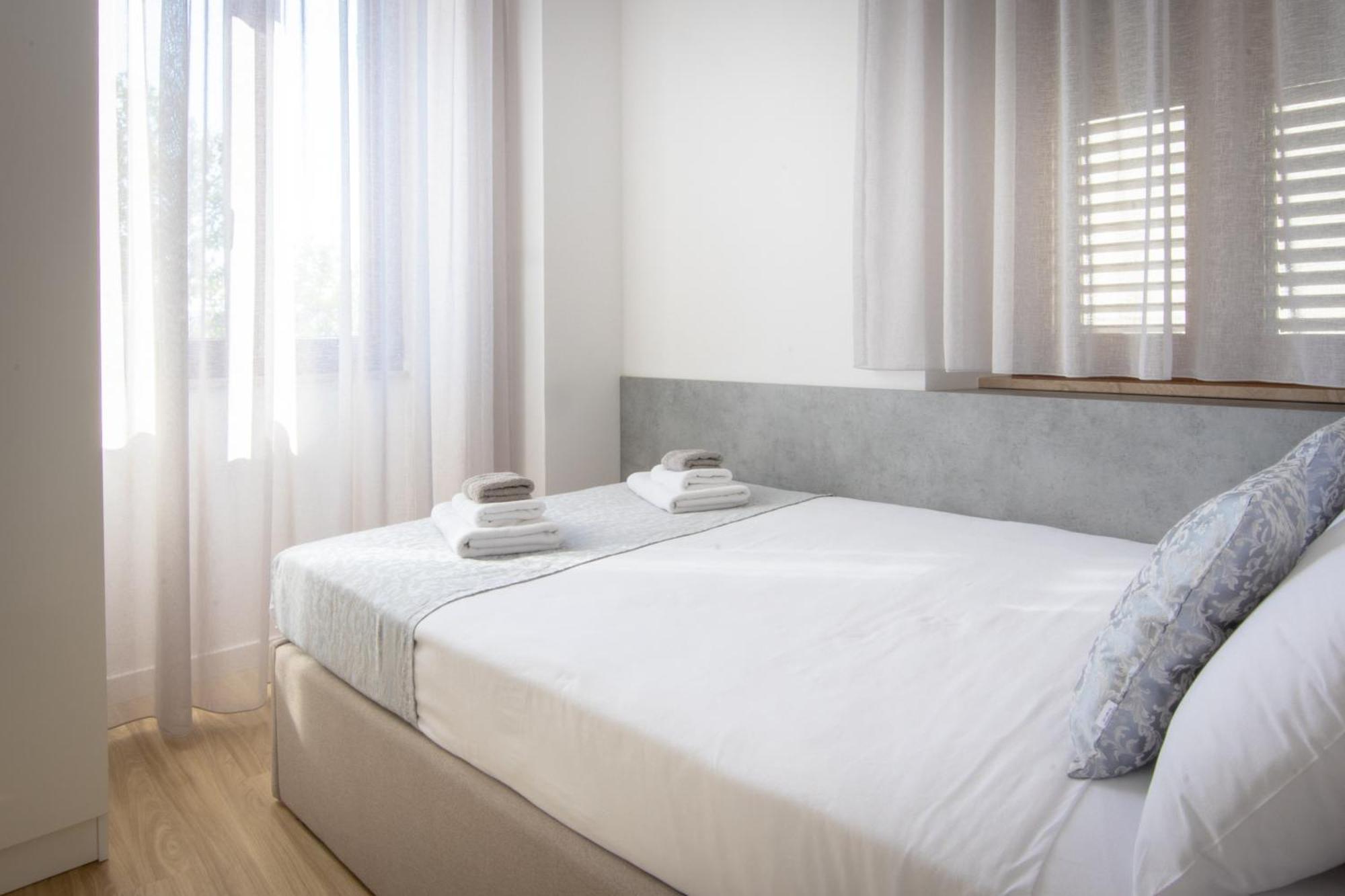 Bed & Breakfast Portun In The Center Baška Voda エクステリア 写真