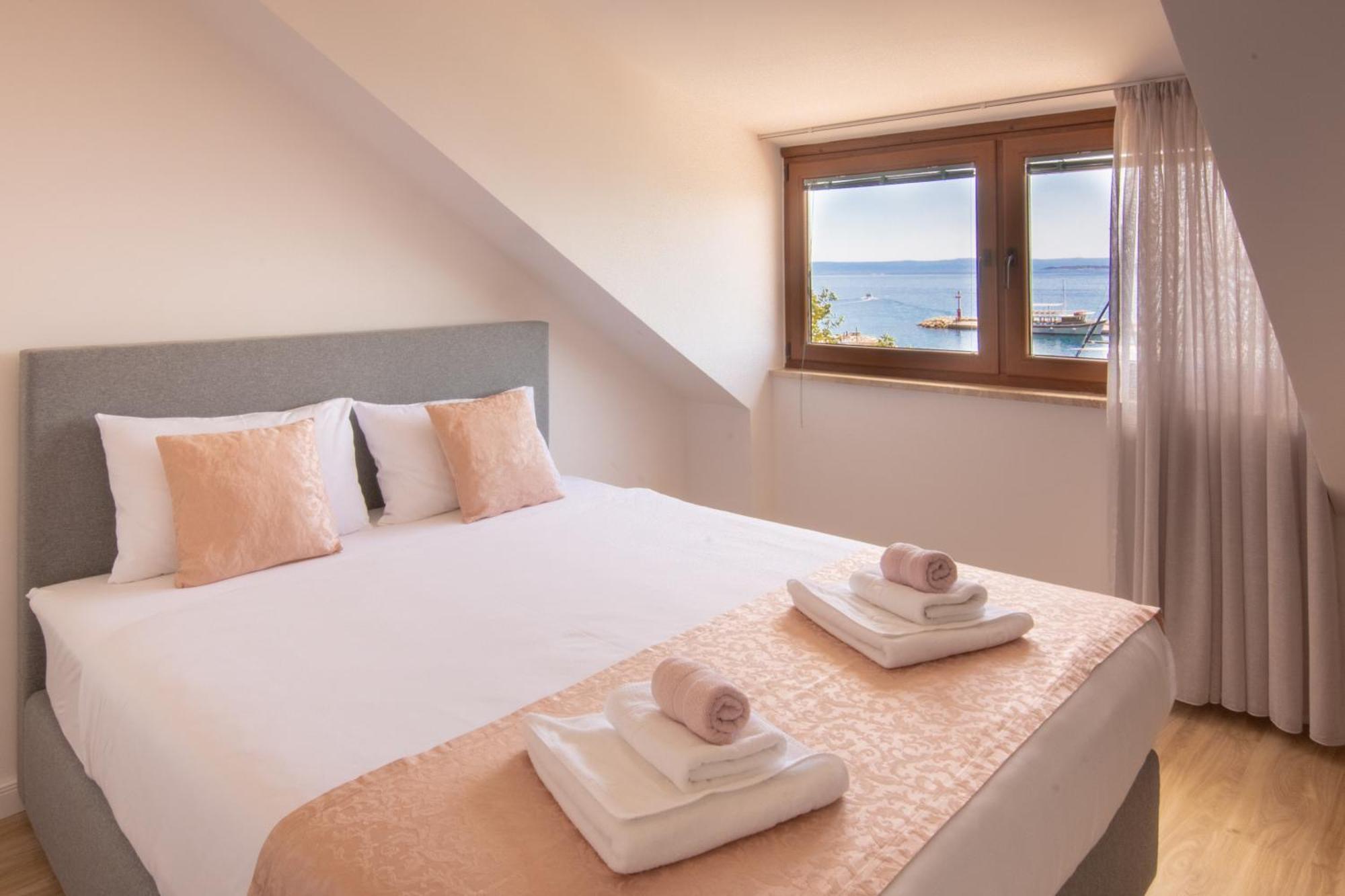 Bed & Breakfast Portun In The Center Baška Voda エクステリア 写真