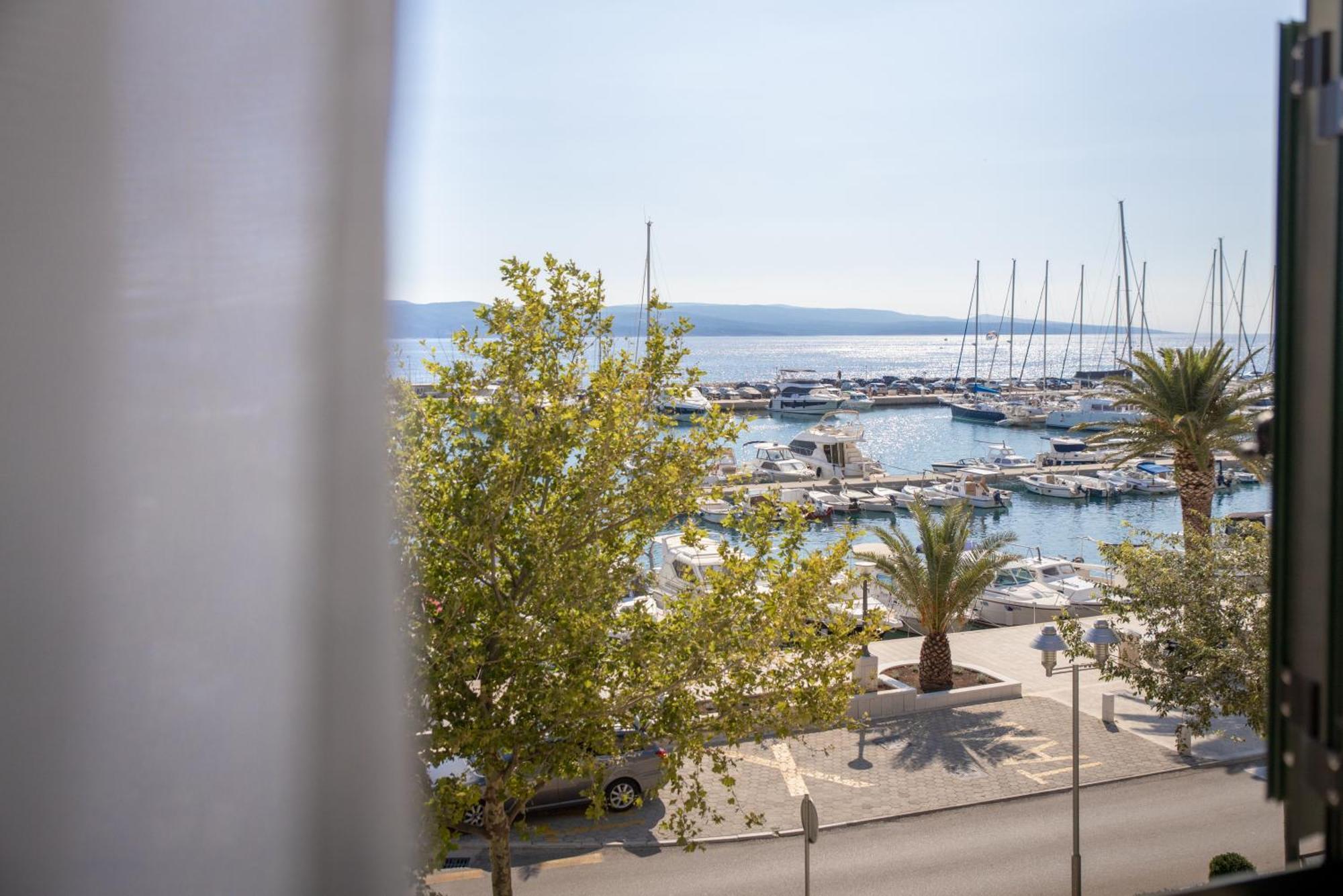 Bed & Breakfast Portun In The Center Baška Voda エクステリア 写真