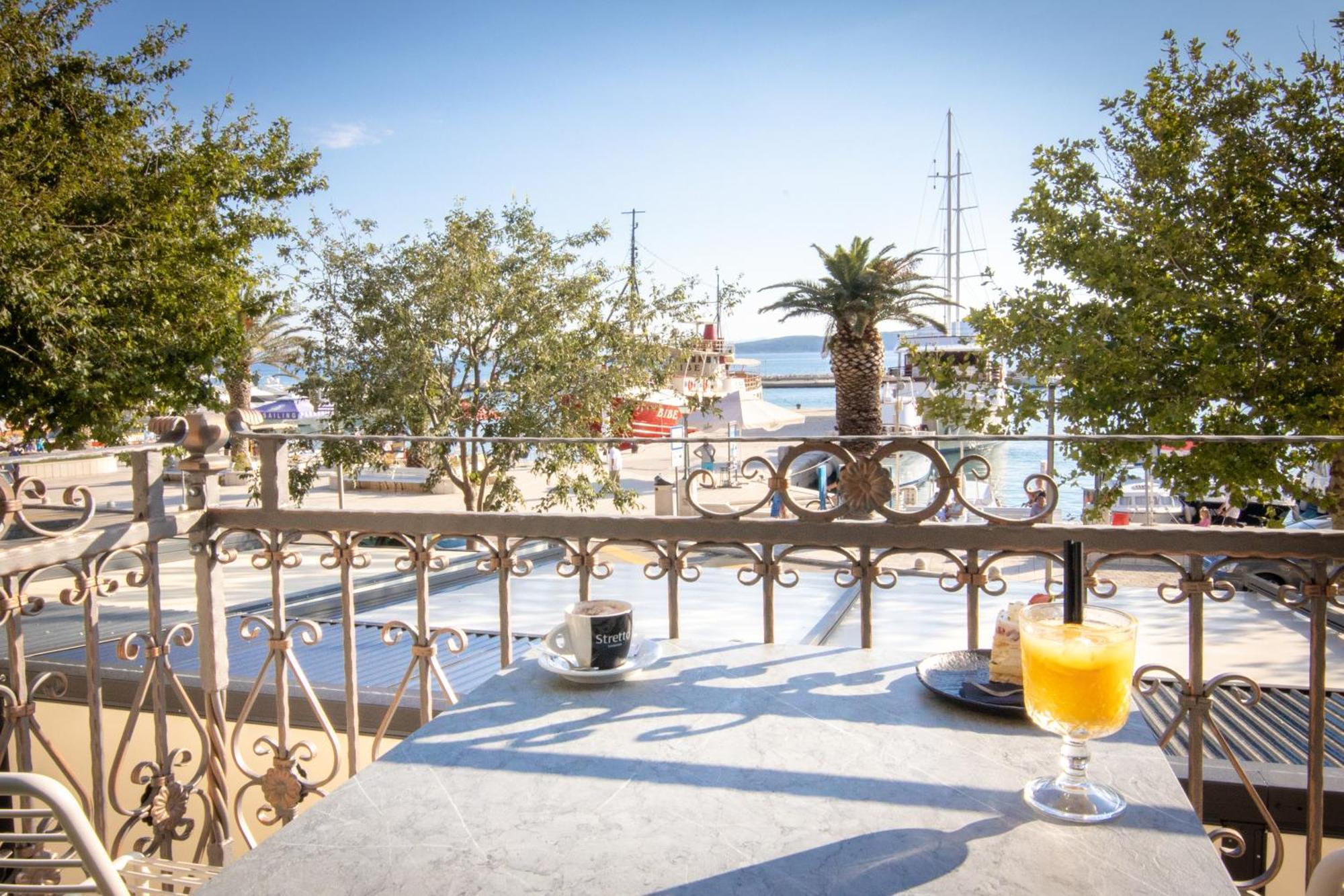 Bed & Breakfast Portun In The Center Baška Voda エクステリア 写真